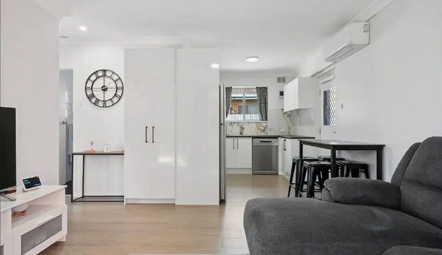 Holiday home unit