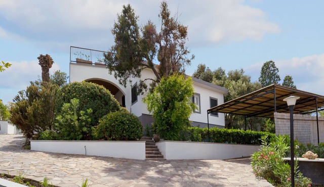 Holiday Home 'Villa Matteo' with Sea View, Wi-Fi and Air Conditioning