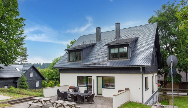 Holiday home with garden and terrace in the beautiful Thuringian Forest