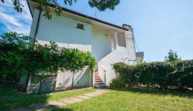 Holiday house Lido delle Nazioni for 1 - 6 persons with 2 bedrooms - Row house