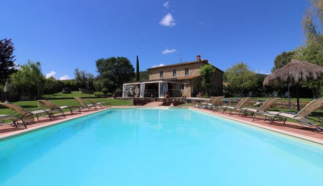 Holiday house Badia al Pino for 1 - 16 persons with 8 bedrooms - Holiday home