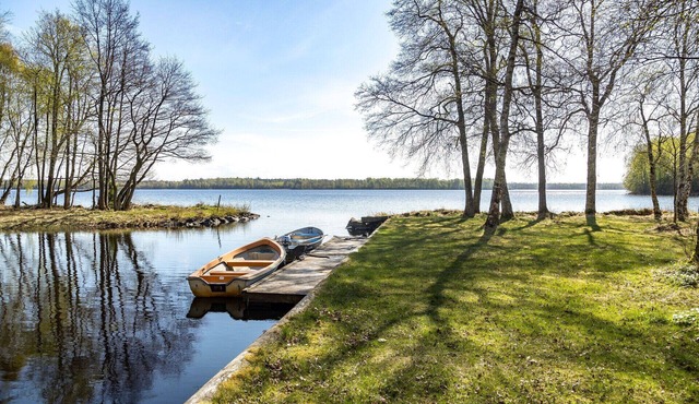 Holiday house with lake view of Bolmen | SE06030