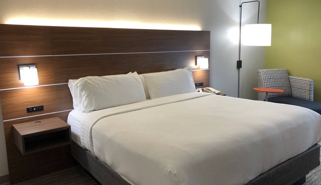 Holiday Inn Express Atlanta-Stone Mountain by IHG