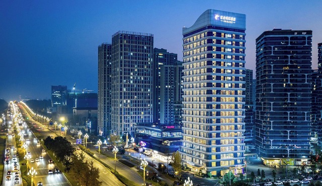 Holiday Inn Express Chengdu Phoenix Mountain By Ihg
