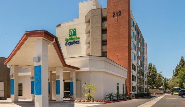 Holiday Inn Express Fullerton-Anaheim by IHG