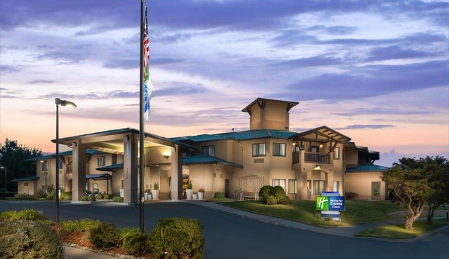 Holiday Inn Express Hotel & Suites Arcata/Eureka-Airport Area by IHG