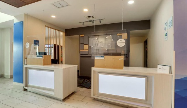 Holiday Inn Express Hotel & Suites Bryan-Montpelier by IHG