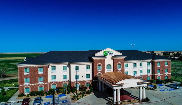 Holiday Inn Express Hotel & Suites Pampa by IHG
