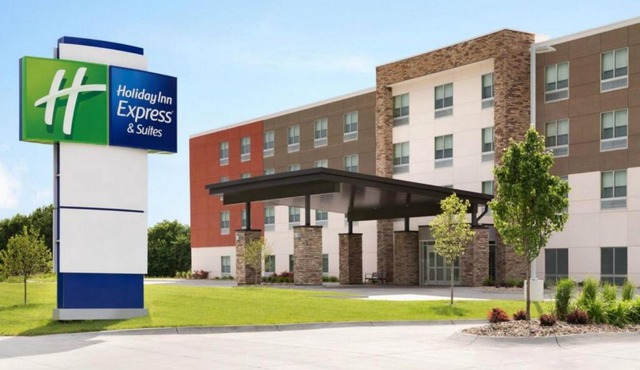 Holiday Inn Express & Suites - Lancaster - Mount Joy by IHG