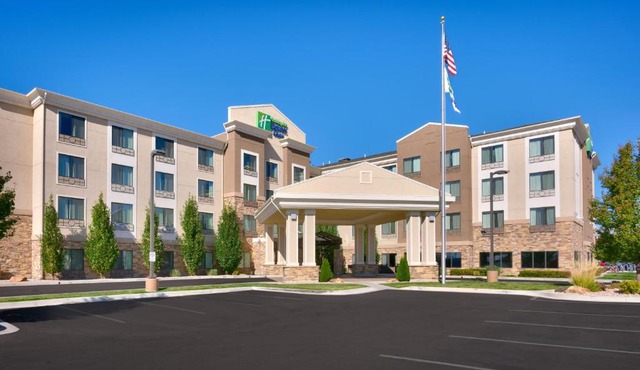 Holiday Inn Express & Suites Orem-North Provo