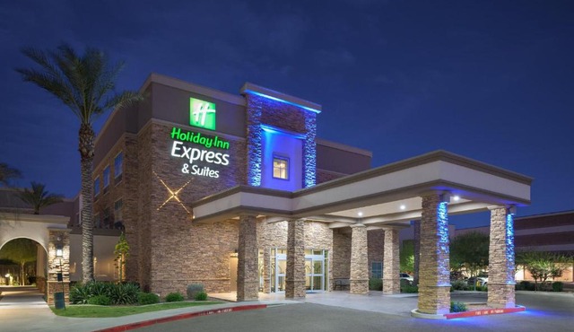 Holiday Inn Express & Suites - Gilbert - East Mesa by IHG