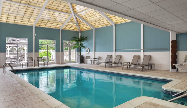 Holiday Inn Express & Suites Hawthorne Elmsford North by IHG