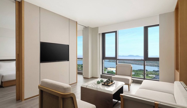 Holiday Inn Ningbo Xianshan Damu Bay by IHG