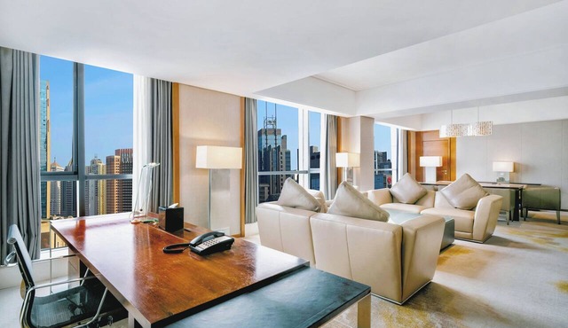 Holiday Inn Qingdao City Centre by IHG