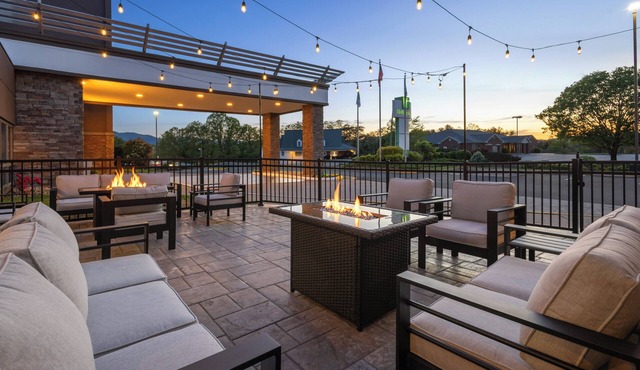 Holiday Inn Roanoke-Tanglewood-Rt 419&i581 by IHG