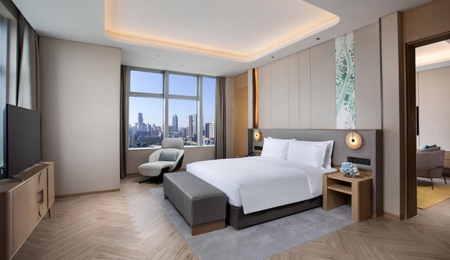 Holiday Inn Wuxi Central Station by IHG