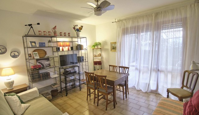 Holiday House Torre del Lago-Comfortable, Spacious: Sea, Pisa, Lucca, Viareggio
