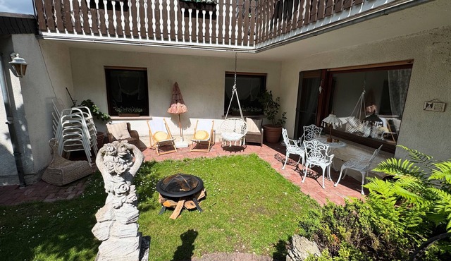 Holiday rental with 2 bedrooms, private terrace and garden, Wifi, Pet-friendly