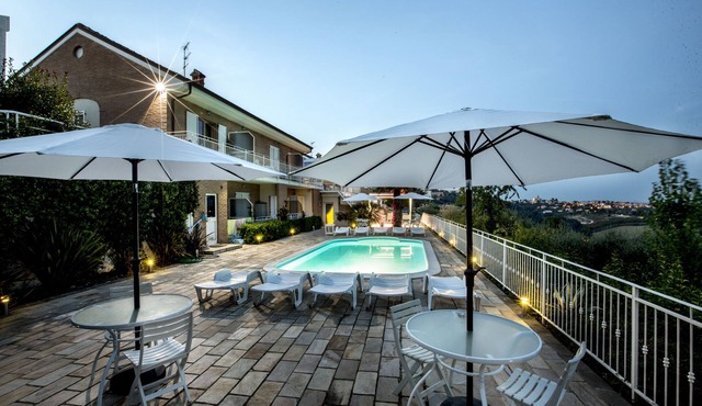Holiday Residence Belohorizonte