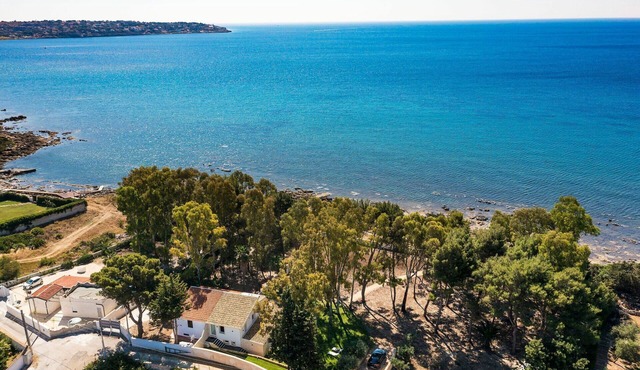 Holiday villa for 6 People at the Sea in Sicily