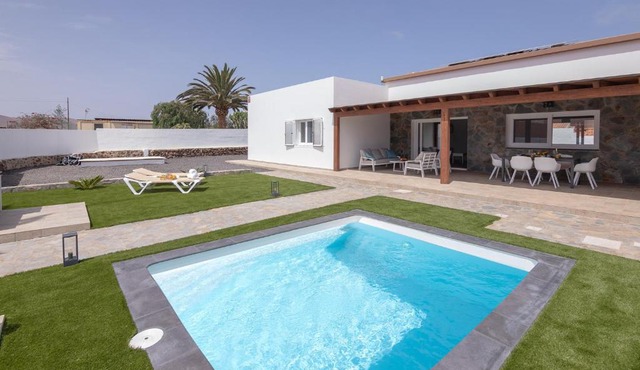 Holiday Villa Rustika Luxe 2 Rural, Pool, BBQ, Mountain view by Holidays Home