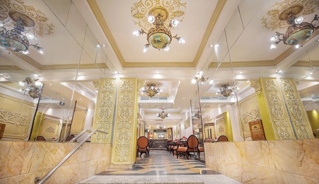 Holidays Express Hotel