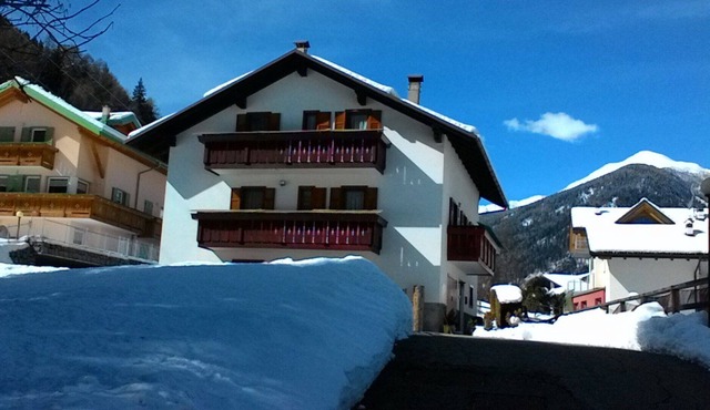 Holidays Mountain skiing