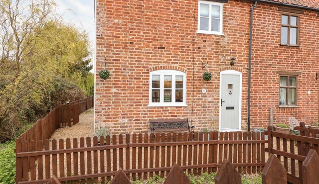 Holly Cottage