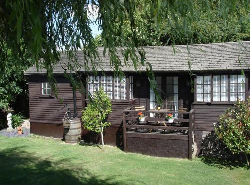 HOLLYDENE LODGE