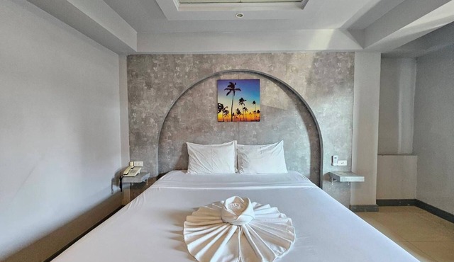 Hollywood Dannok Hotel