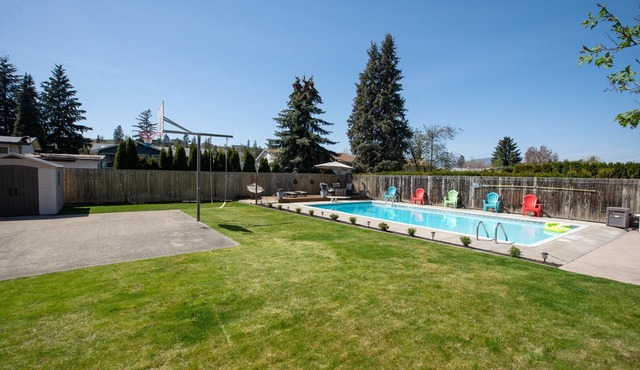 Hollywood Holiday House - Family and Pet Friendly - Pool open MAY 15