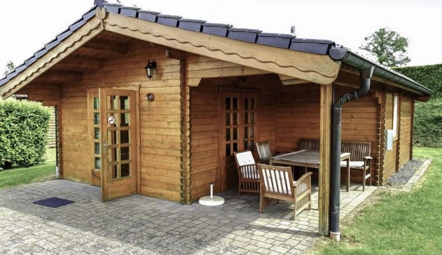 Holzchalet E by Interhome