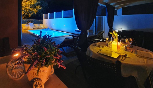 Home LANTERNA - Solin, Split with a heated pool