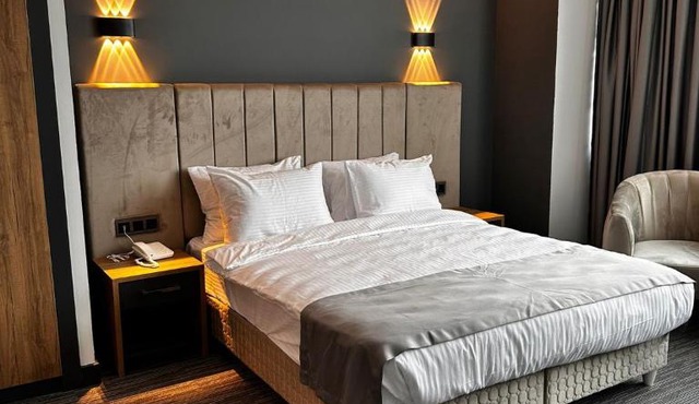 Home Plus Hotel