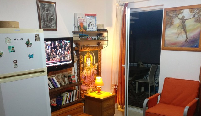 Home Stay (Eviniz Gibi)
