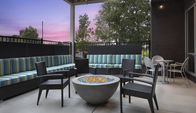 Home2 Suites by Hilton Denver International Airport