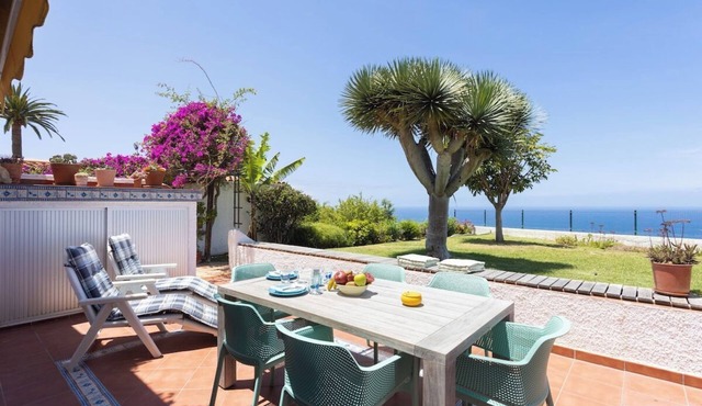Home2Book Amazing La Palmita Suite