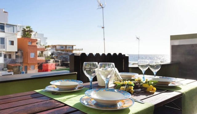 Home2Book Charming Sea Front House