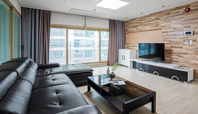 Homefourest Residence Hotel Okpo
