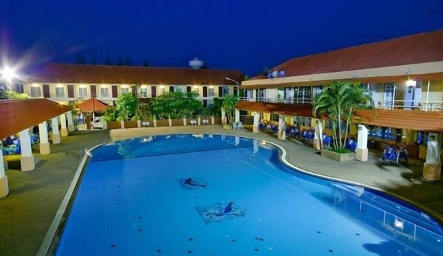 Homeland Resort