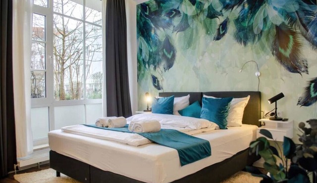 Homely Stay Studio9 - View to the green courtyard