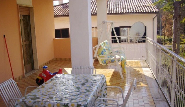 Homerez - Amazing appartement for 10 ppl. with terrace at Castel di Ieri