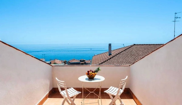 Homerez - Apartment in Aci Castello