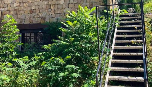 Homerez - Beautiful apartement for 4 ppl. with garden at Nonancourt