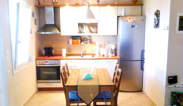 Homerez - Beautiful apartment With sea view and garden