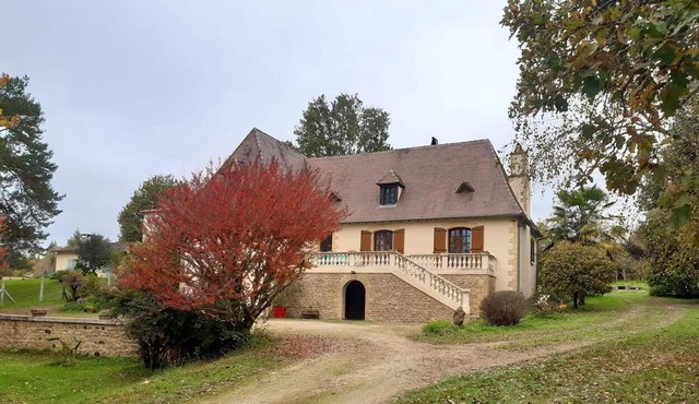 Homerez - Big house for 14 ppl. with terrace and balcony at Le Bugue
