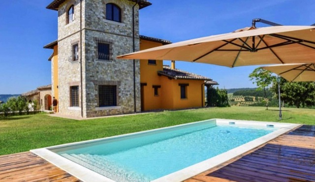 Homerez - Big villa for 10 ppl. with swimming-pool at Montecampano