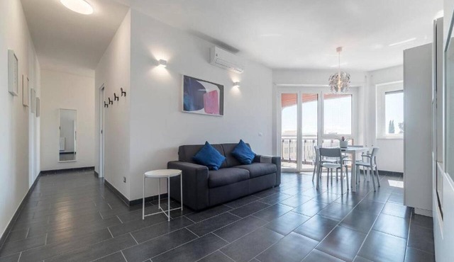 Homerez - Charming Apartment in Rome + Internet