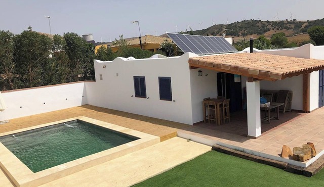 Homerez - Charming House in Montecote with pool