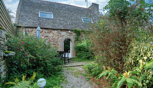 Homerez - Charming House in Guimaëc, Sea View